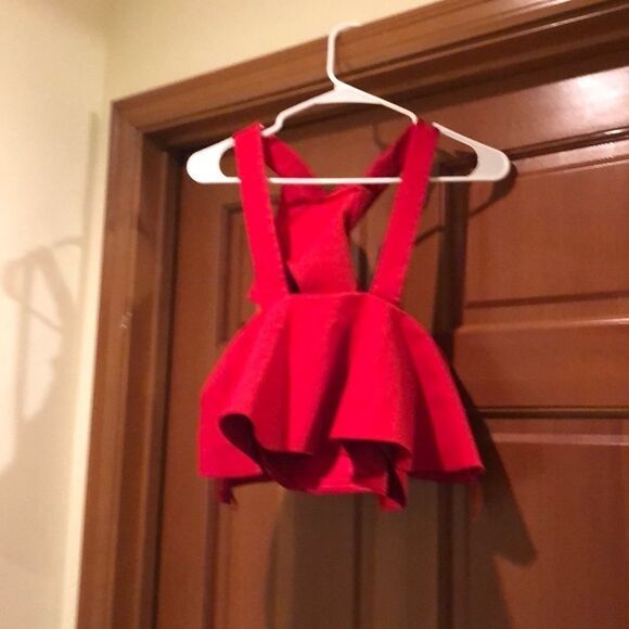 Kendall and Kylie red tank top - Picture 1 of 9